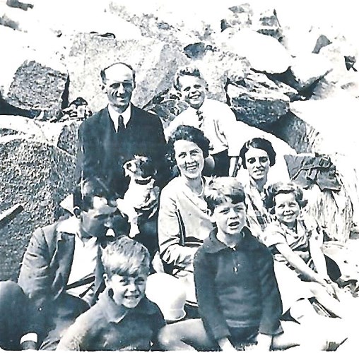 Pollard family on beach